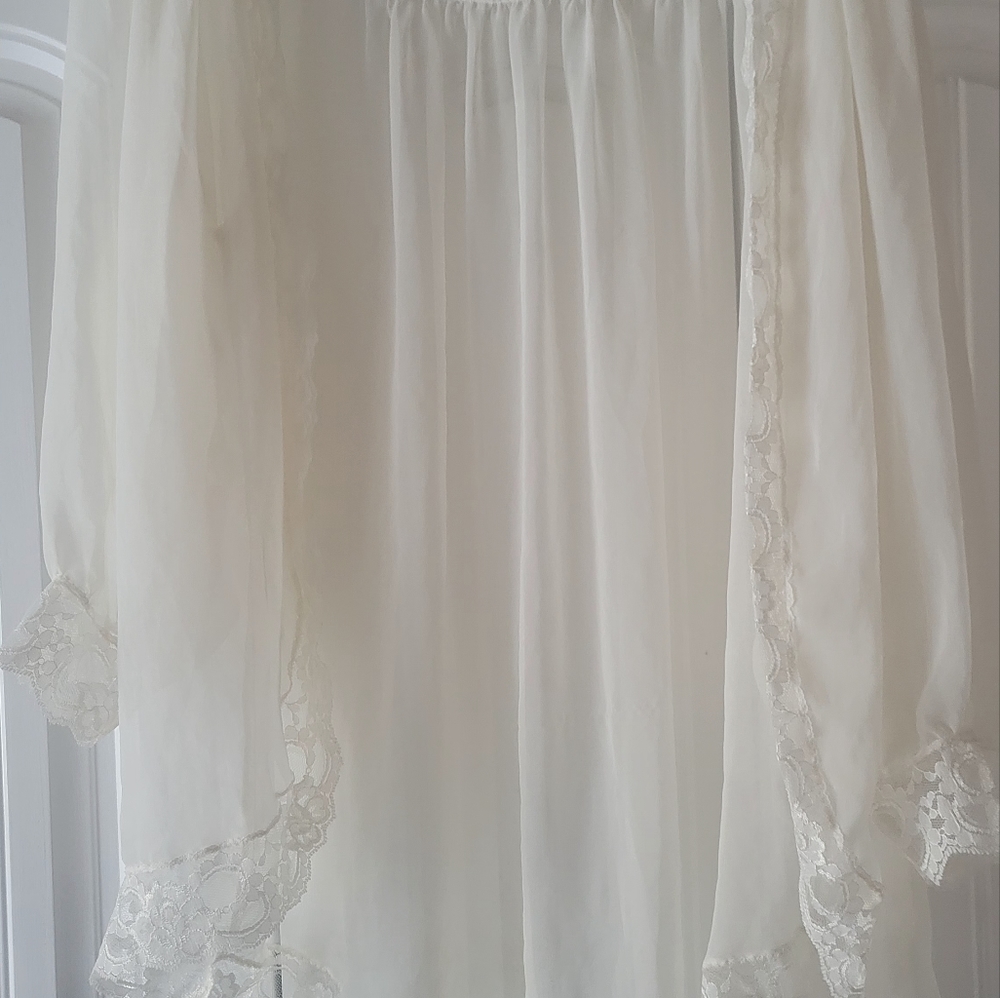 Vintage Frederick's of Hollywood lace sheer white robe negligee cover - Picture 7 of 13